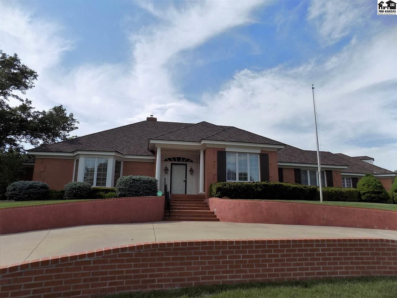 2515 Briarwood Ln, Hutchinson, KS 67502 Zillow