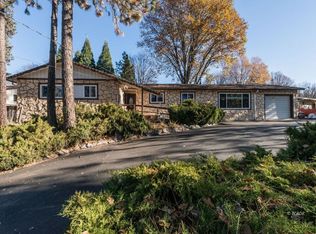 357 Glen Rd, Weaverville, CA 96093