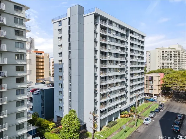 1621 Dole St #Penthouse 8, Honolulu, HI 96822