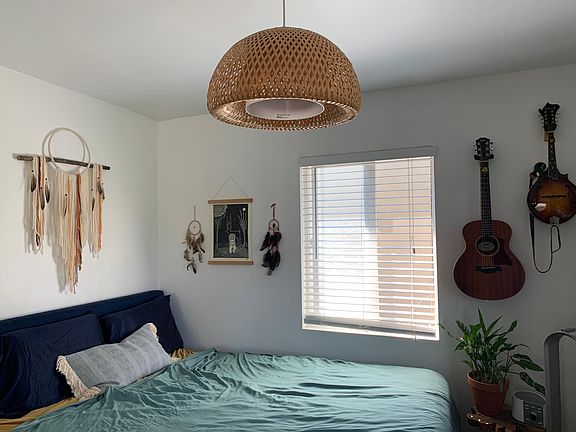 3rd image of 2128 Kent St #2