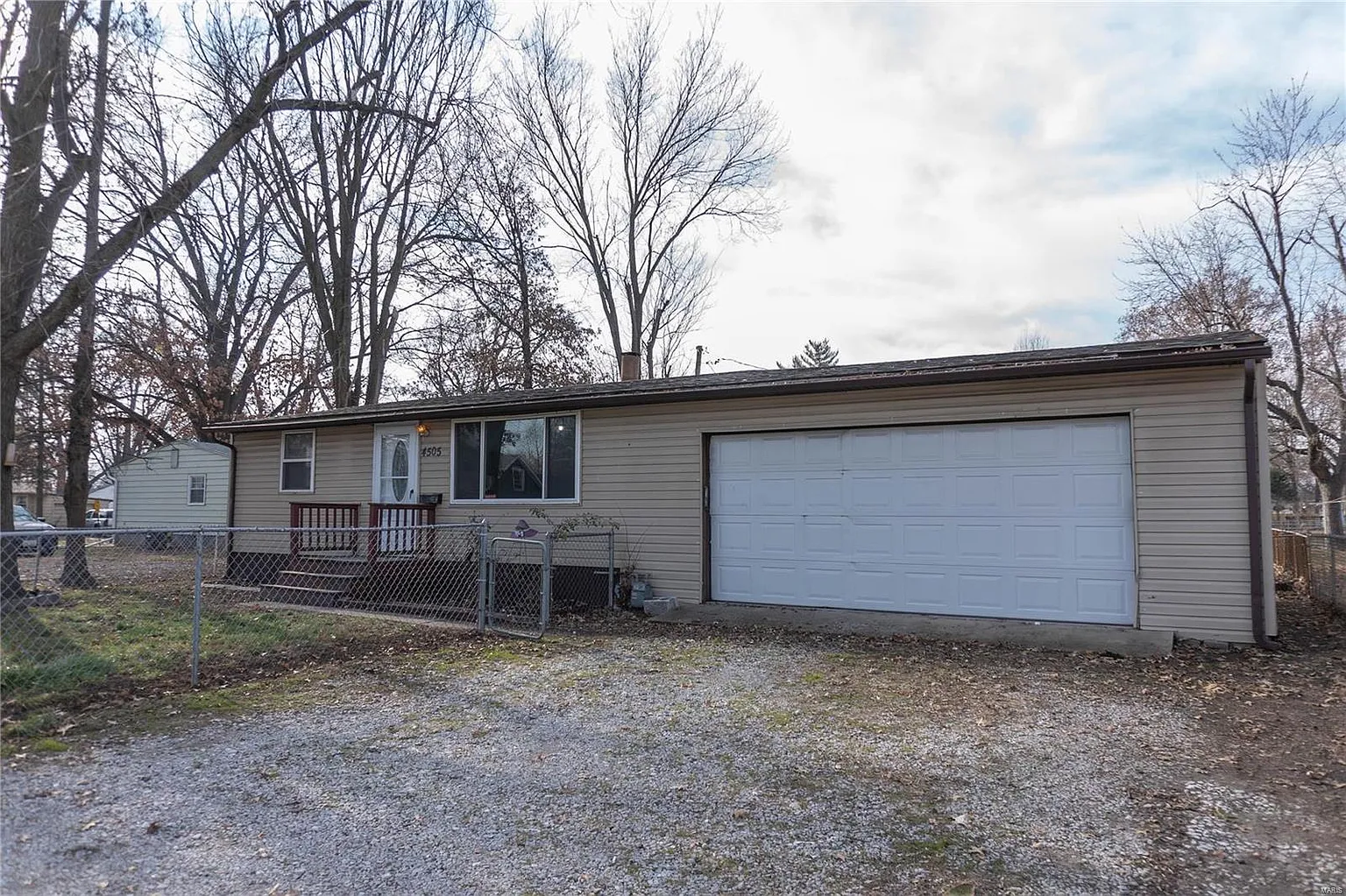 4505 Maryville Rd photo 1