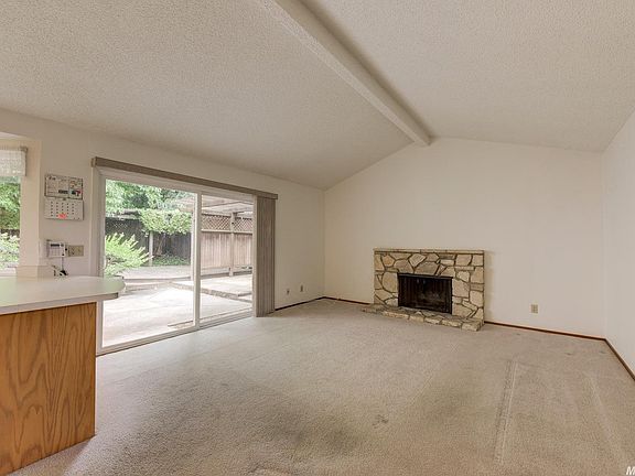5th image of 7977 Coral Oak Way