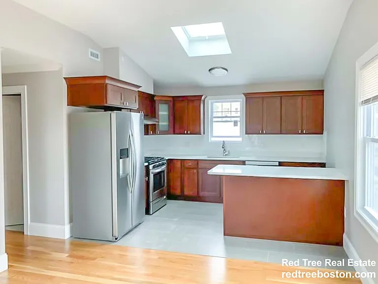 273 Hancock St #3 — Photo 1