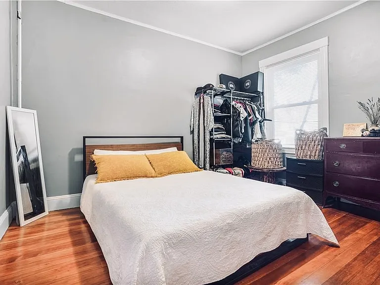 162-164 Anthony St #1 — Photo 18
