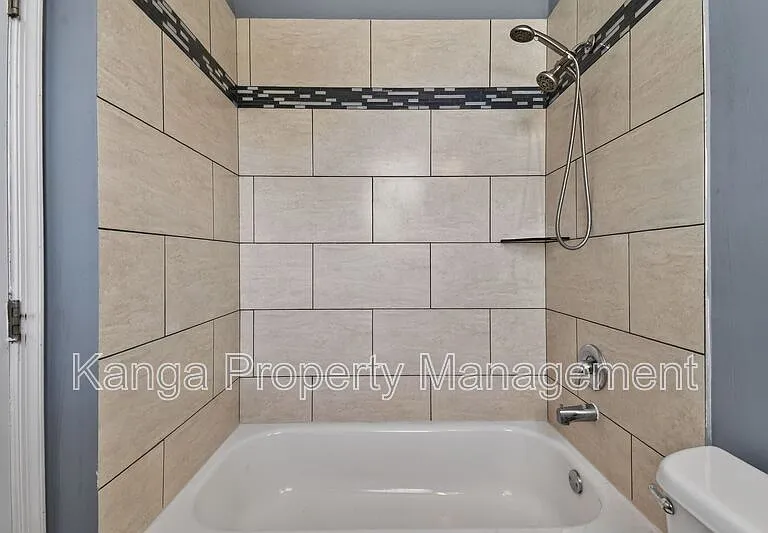 1401 Division Ave #206 — Photo 18