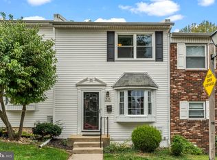 435 N Mount Vernon Cir, Bensalem, PA 19020