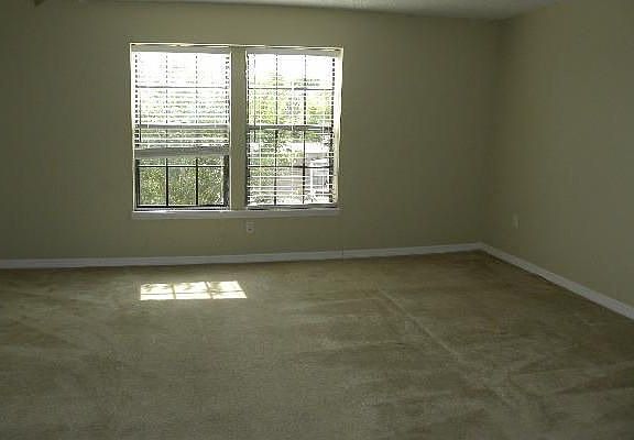 5th image of 6087 Village Cir #6087