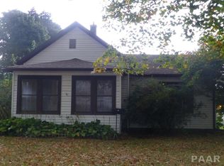 401 N Main St, Eureka, IL 61530