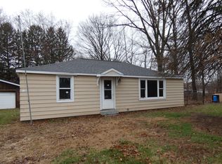 790 Blue Creek Ter, Benton Harbor, MI 49022