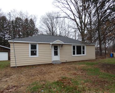 790 Blue Creek Ter, Benton Harbor, MI, 49022