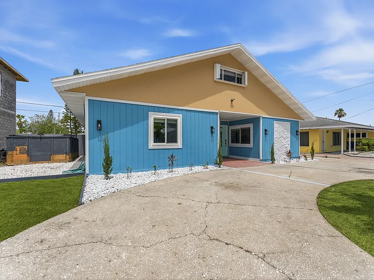 14109 W Parsley Dr — Photo 83