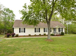 4254 Us Highway 158, Advance, NC 27006