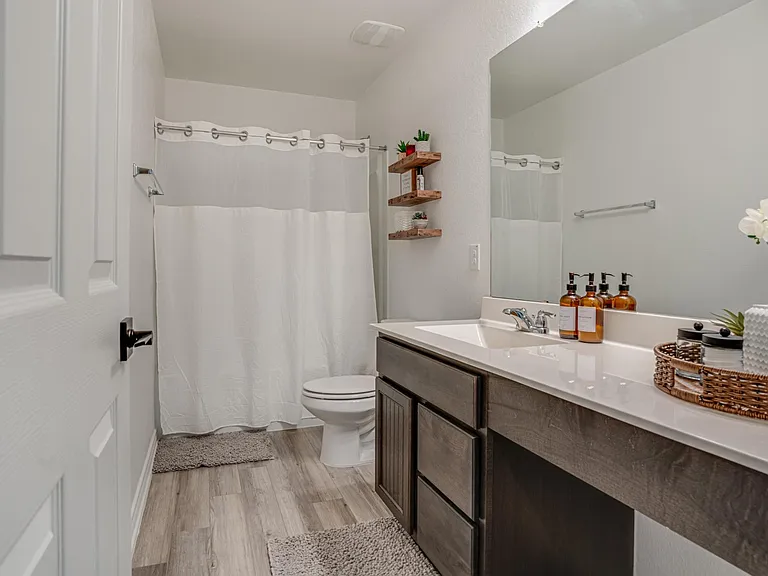 1806 Overlook Bnd — Photo 20