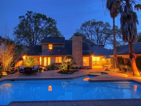 15918 Capri Dr, Houston, TX 77040