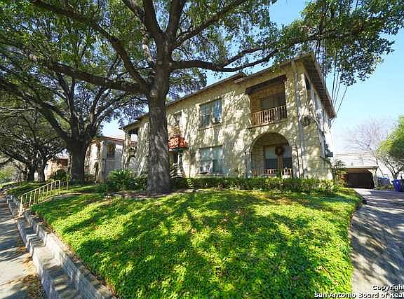 2nd image of 409 W Lynwood Ave #2