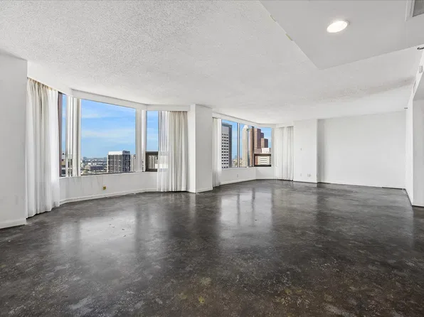 1111 Caroline St APT 2606, Houston, TX 77010