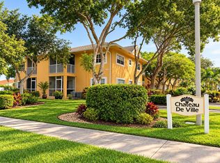 CHATEAU DE VILLE, Dania Beach, FL 33004