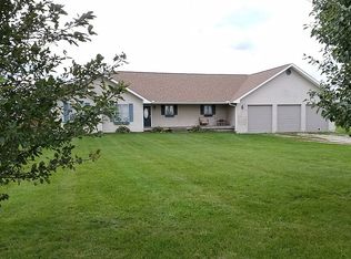 9123 N Radnor Rd, Peoria, IL 61615