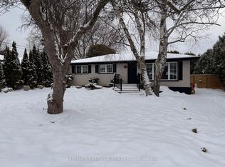 31 Varadi Ave, Brantford, ON N3R3N2