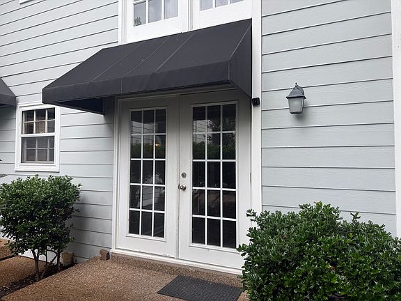 3rd image of 2135 Acklen Ave APT 8