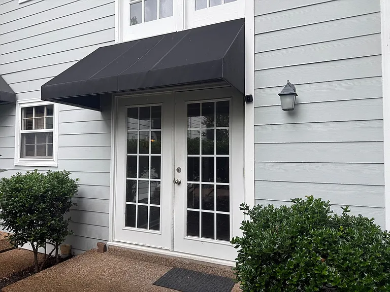 2135 Acklen Ave #8 — Photo 2
