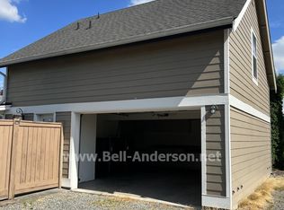 2758 Perry Ct APT B, Enumclaw, WA 98022