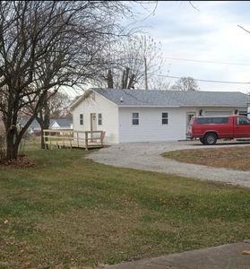 44 Lafayette St, Saunemin, IL, 61769
