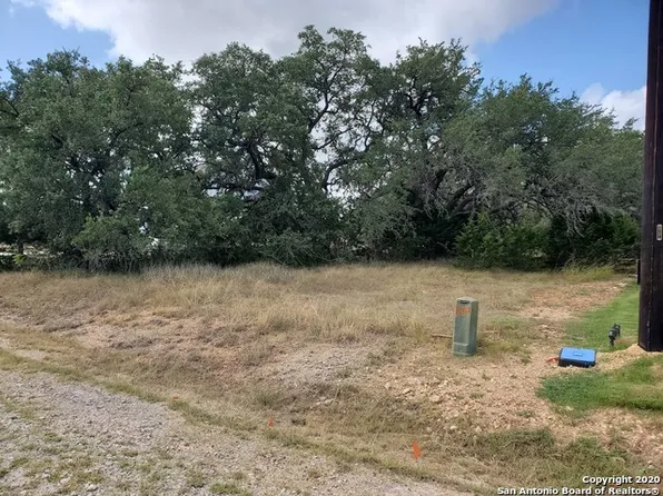 105 Hiram Cook, Blanco, TX 78606