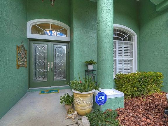 3rd image of 17702 Crystal Cove Pl