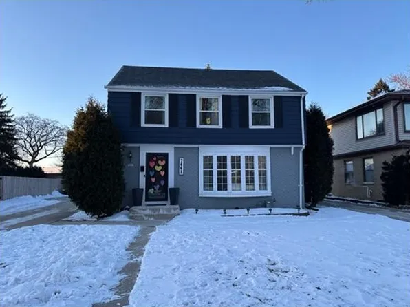 7441 W Jackson DRIVE, West Allis, WI 53219