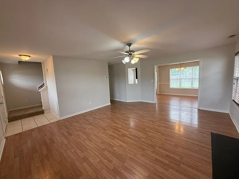 2305 Gray Goose Loop — Photo 3