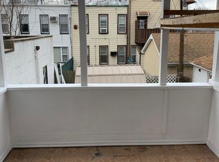 7832 81st St, Ridgewood, NY 11385