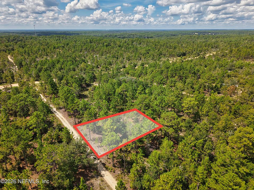 1st image of 215 CONNECTICUT Drive