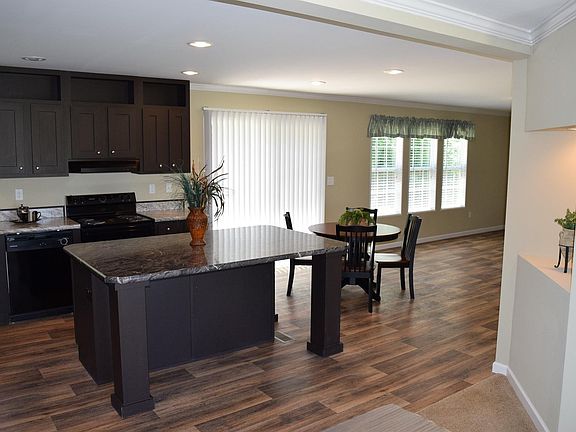 5th image of 418 Hartfield Ln #26