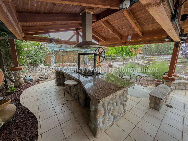 420 Sandwort Ln — Photo 34