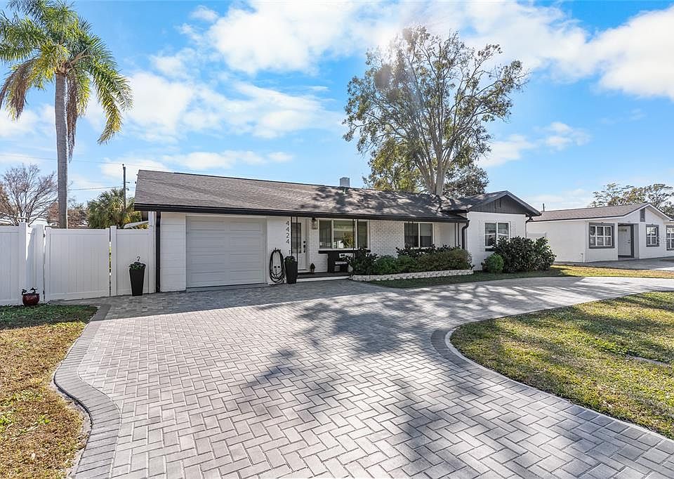 1st image of 4424 W BAY COURT AVENUE