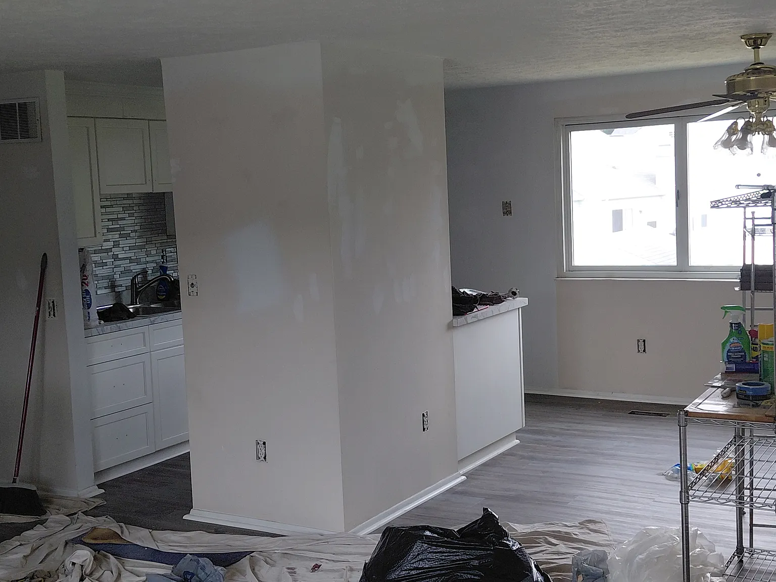 3 bed, 2.5 bath, 1901 sqft, $2,495 — Photo 2