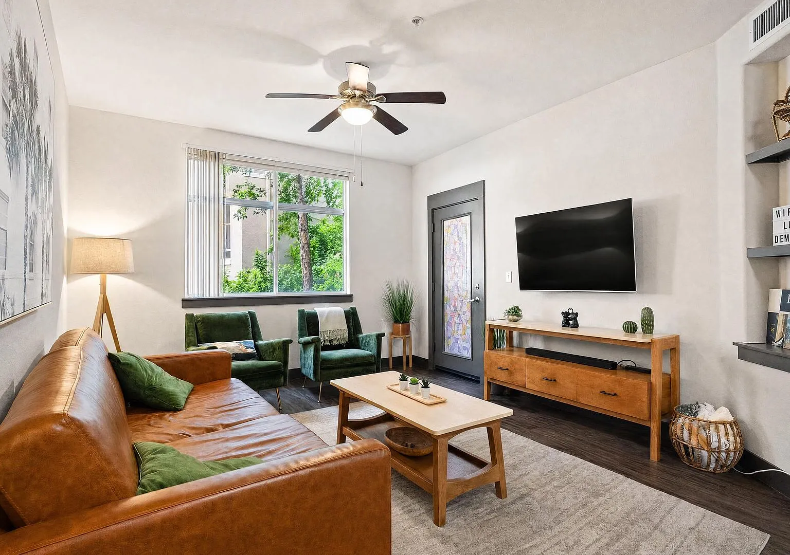 Premium 2-Primary Bedroom Condo in Valencia Town Center! Furnished or Unfurnished. — Photo 4