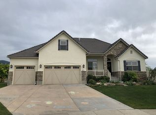 1371 Longhorn Dr, Farmington, UT 84025