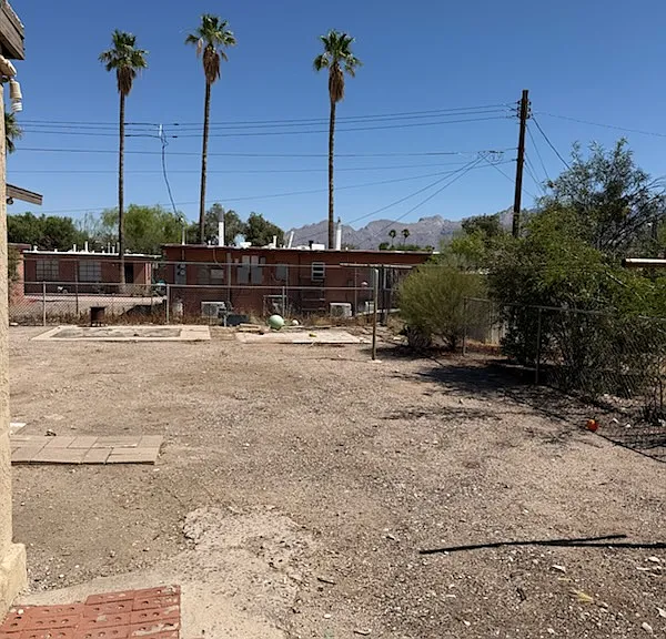 419 E Alturas St — Photo 6