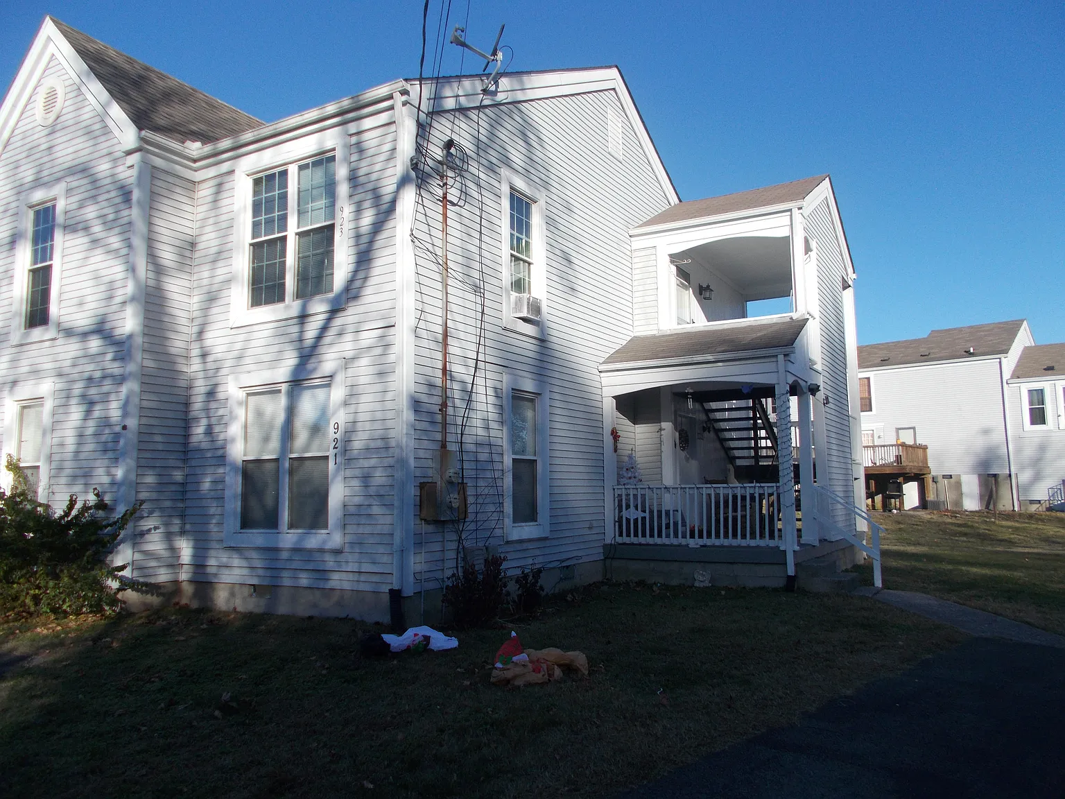 2 bed, 1010 sqft, $1,395 — Photo 3
