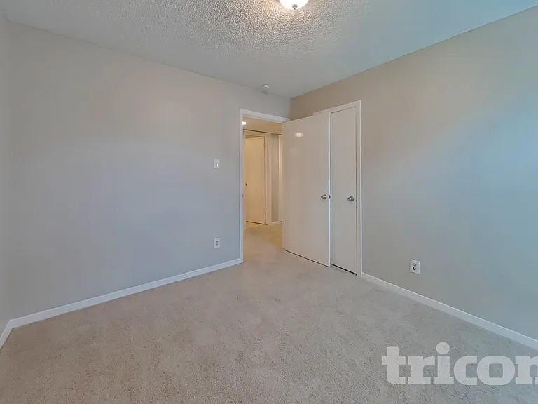 16726 Britford — Photo 11