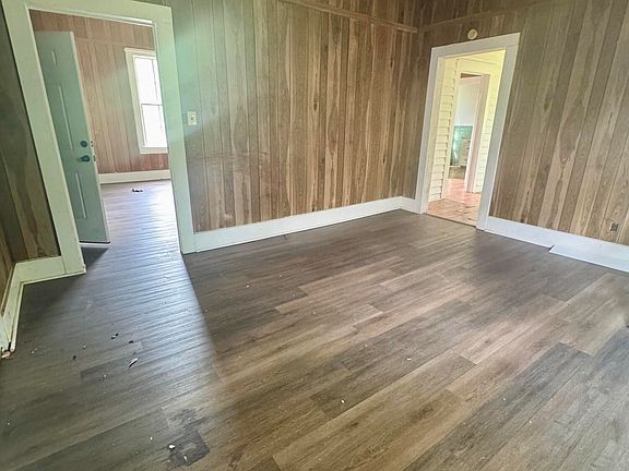 5th image of 1208 Harper St