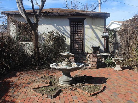 4th image of 1315 Hampton Ave