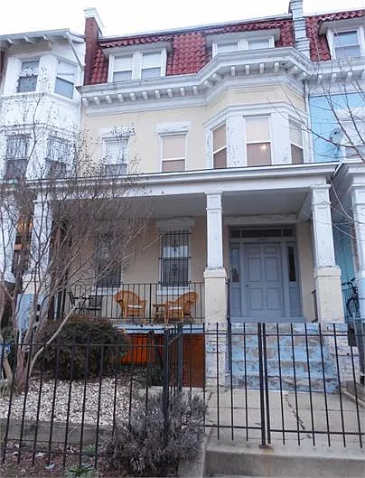 2 bed, 800 sqft, $2,195 — Photo 1