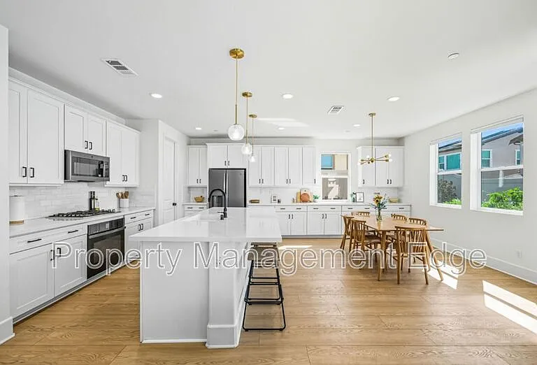 32017 Radiant Dr — Photo 11