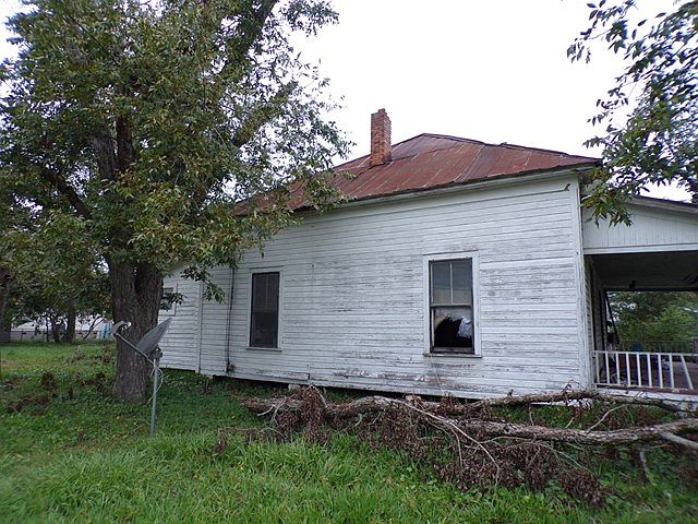 2nd image of 1610 Prescott St