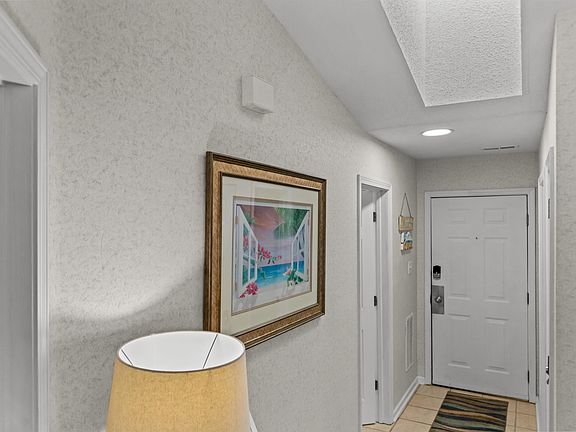 2nd image of 412 28th Ave. N #B