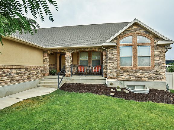 5th image of 1376 W Jordan Hills Dr