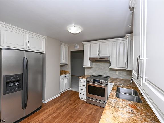 4th image of 5753 Breckswood Oval